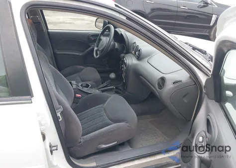 2001 Pontiac Grand Am Se1 z USA, uszkodzony, nr VIN 1G2NF52E61M538694